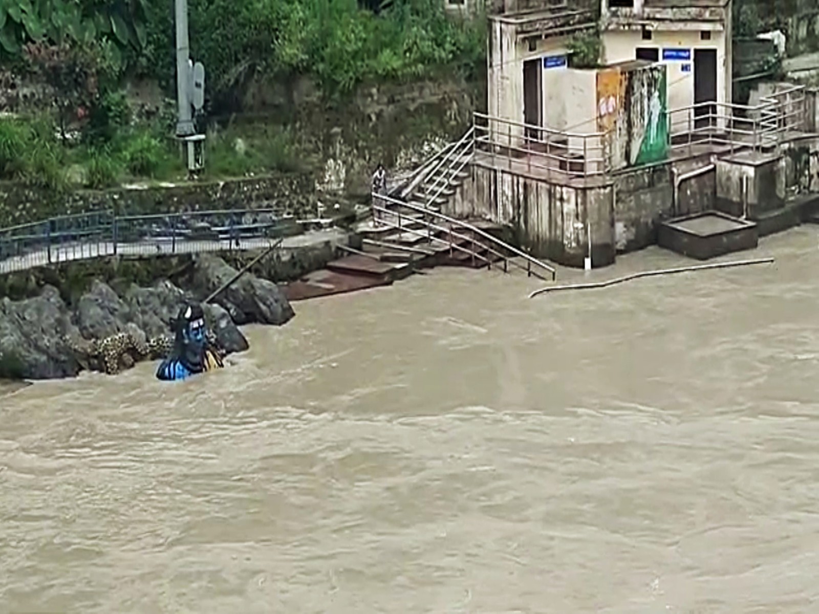 Surging water levels of rivers in Uttarakhand (File Photo/ANI)