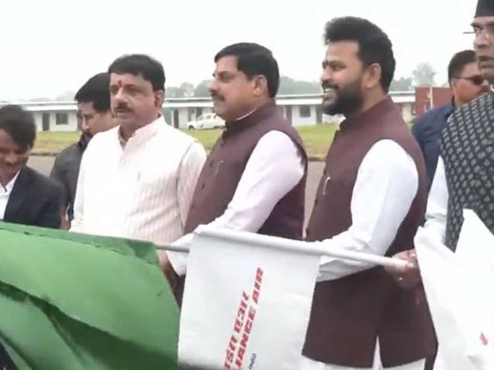 Union Civil Aviation Minister Kinjarapu Ram Mohan Naidu and Chief Minister Mohan Yadav flag off four new flight services from Raja Bhoj Airport in Bhopal. (Photo/ANI) Union Civil Aviation Minister Kinjarapu Ram Mohan Naidu and Chief Minister Mohan Yadav flag off four new flight services from Raja Bhoj Airport in Bhopal. (Photo/ANI)