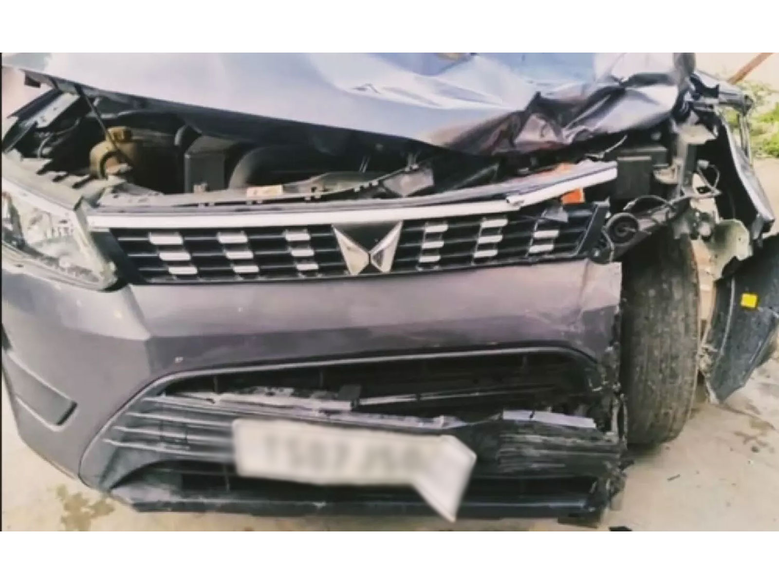 The damaged XUV involved in a fatal hit-and-run accident in Hyderabad's Hydershakote. (Photo: @NewsMeter_In/X) The damaged XUV involved in a fatal hit-and-run accident in Hyderabad's Hydershakote. (Photo: @NewsMeter_In/X)