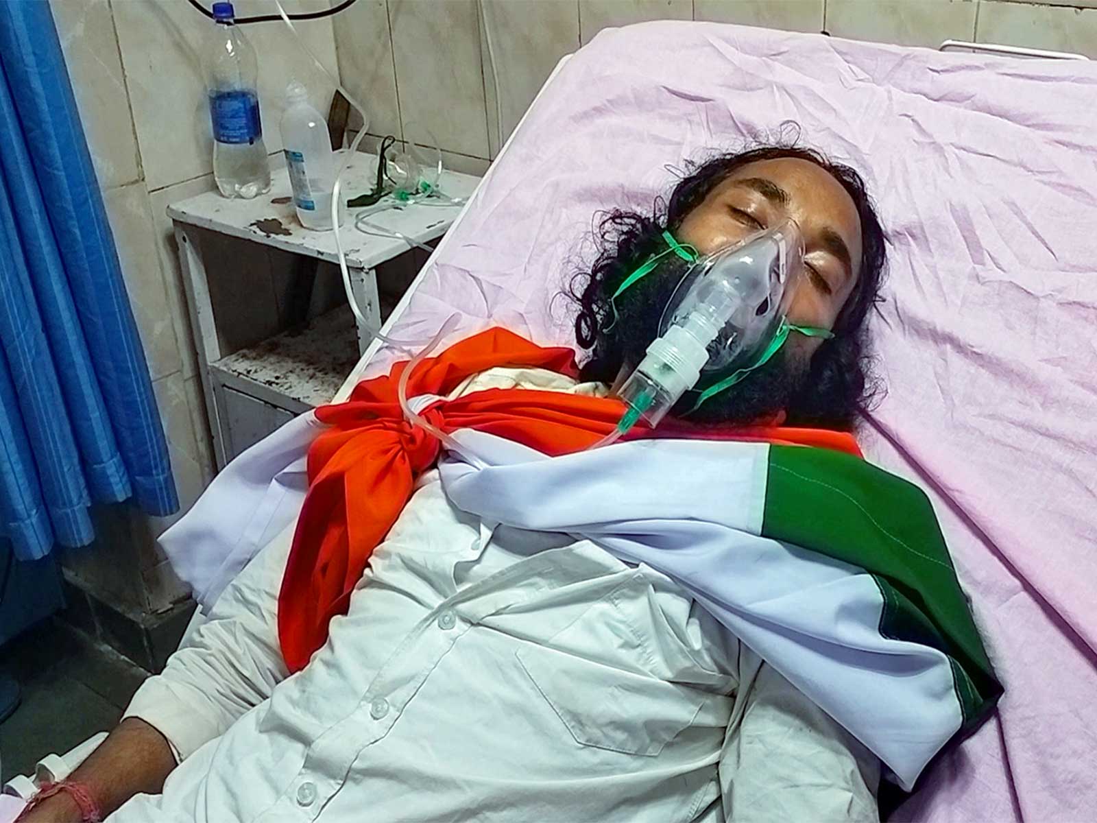 Student leader Devendra Mahto in a Ranchi Hospital (Photo/ANI) Student leader Devendra Mahto in a Ranchi Hospital (Photo/ANI)