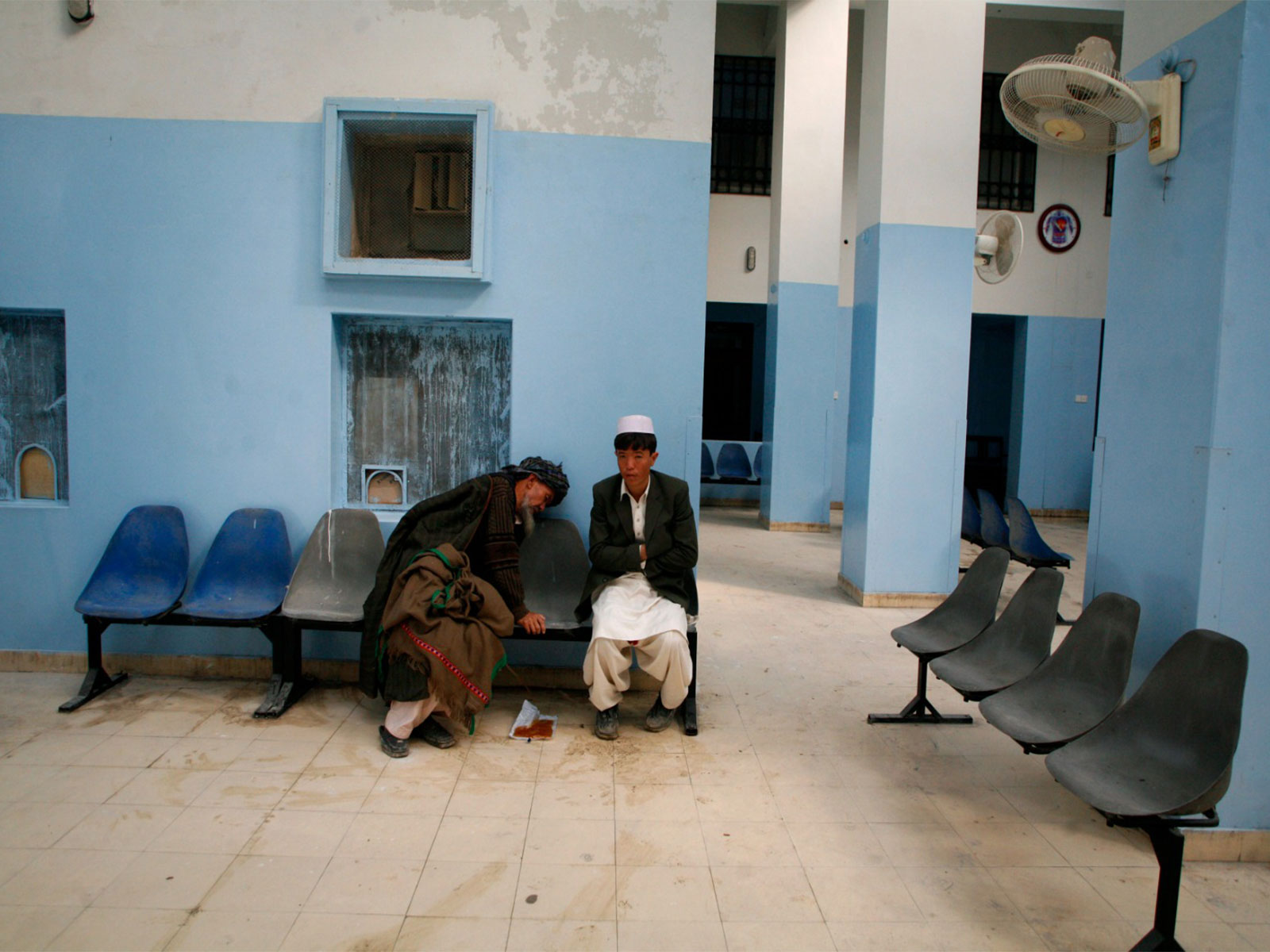 A patient waits to receive medical checkup in Pakistan (File Photo/Reuters)