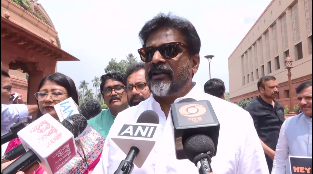 Opposition MPs condemn ‘lungiwala’ remark against John Brittas in Rajya&hellip;