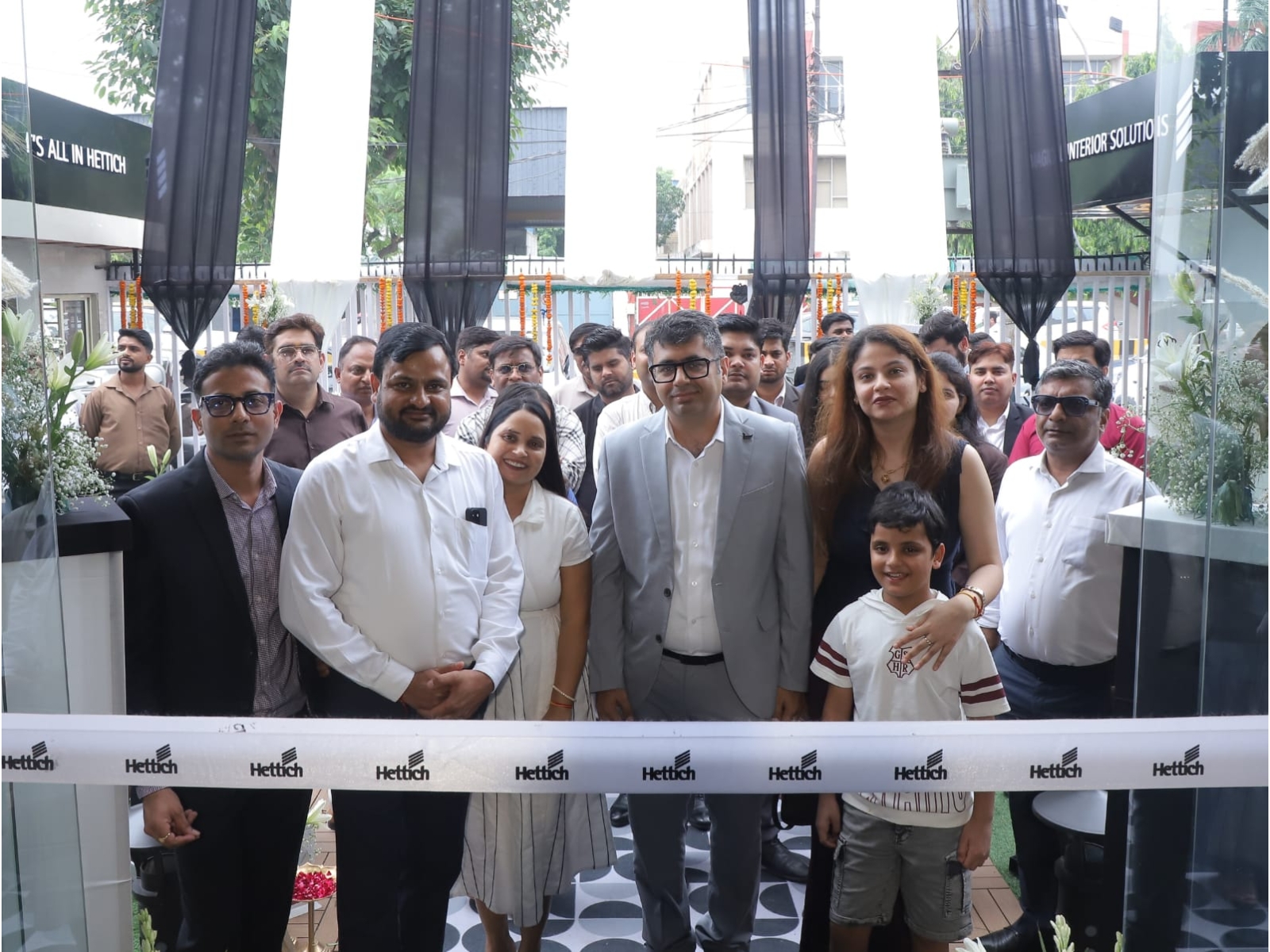 Hettich Exclusive (HeX) Store in Noida was inaugurated in the presence of Hettich Indiaโs Mr. Ankit Kulshrestha, along with AG Homez MDs Mr. Ashish Singh and Mr. Gaurav Dhawan Hettich Exclusive (HeX) Store in Noida was inaugurated in the presence of Hettich Indiaโs Mr. Ankit Kulshrestha, along with AG Homez MDs Mr. Ashish Singh and Mr. Gaurav Dhawan