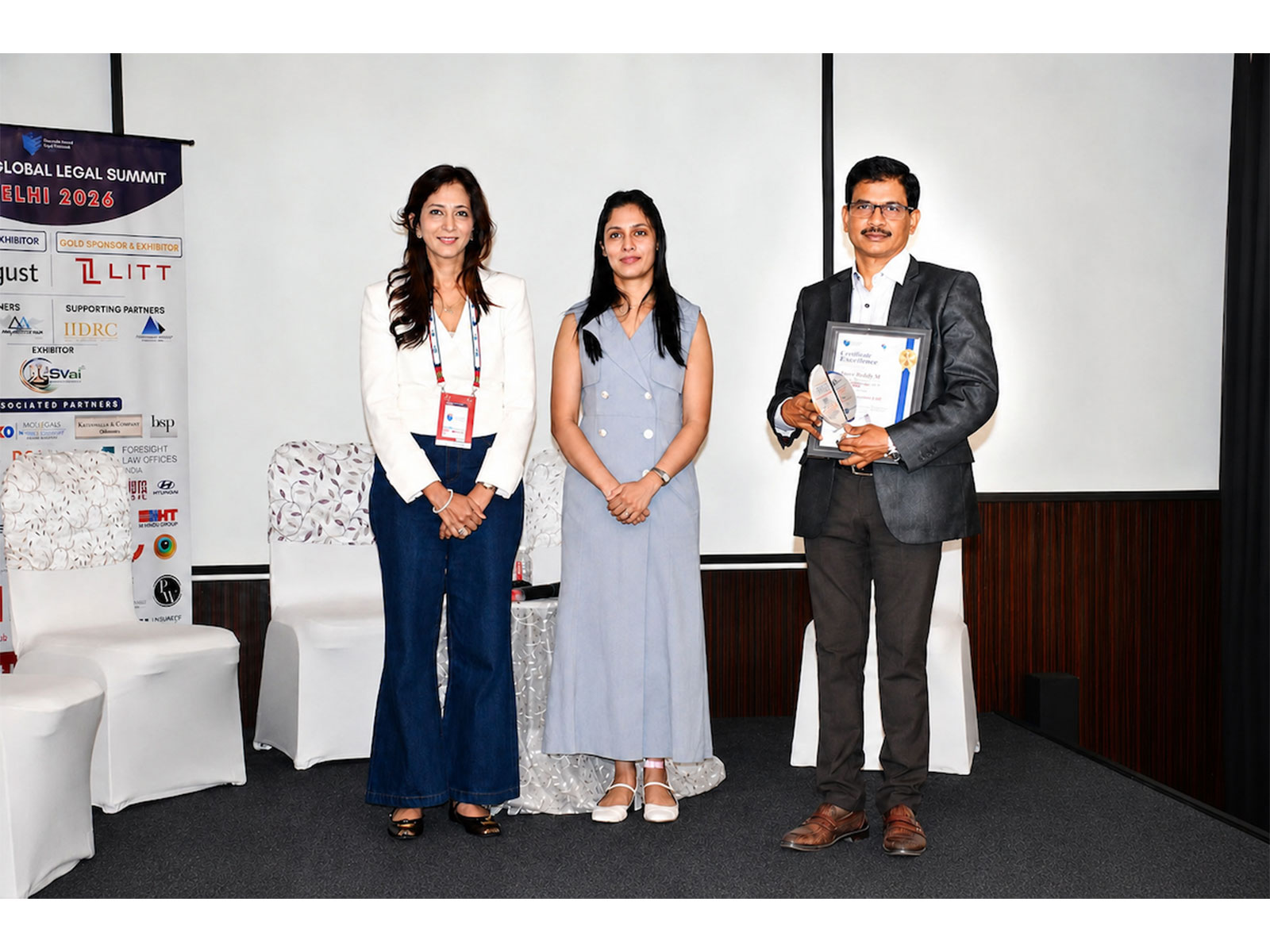  SMARTVAKHEEL.AI won the “Legal AI Innovation of the Year 2026” award for Litigation Workflow Management at the Bespoke Legal Summit, New Delhi.