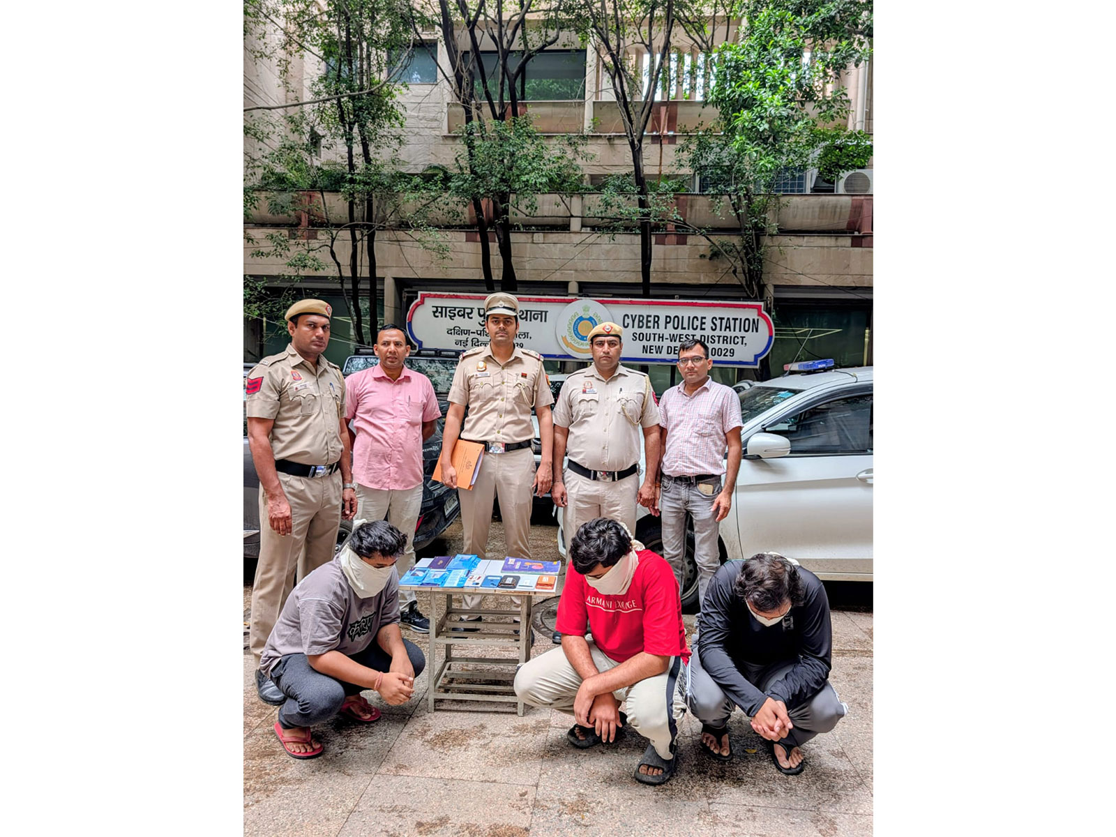 Arrests made in work-from-home task fraud syndicate case (Photo/ANI) Arrests made in work-from-home task fraud syndicate case (Photo/ANI)