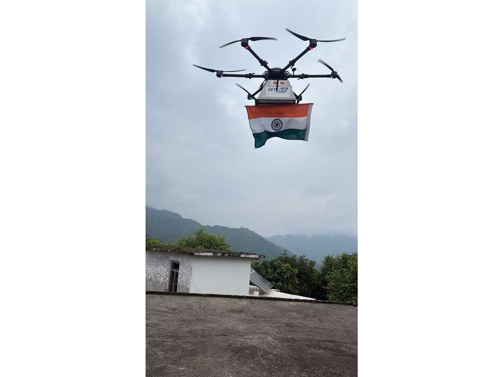 Drone carrying postal bag (Photo-X@Indiapost)