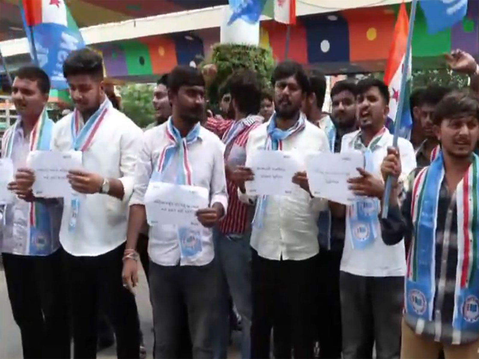 NSUI members protest in Ahmedabad (Photo/ANI) NSUI members protest in Ahmedabad (Photo/ANI)