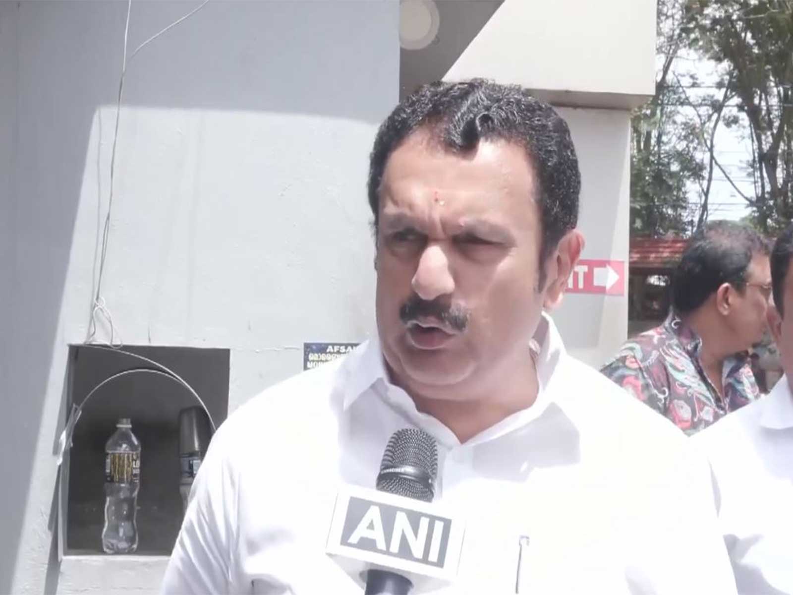 Keralam Health Minister K Muraleedharan (Photo/ANI)