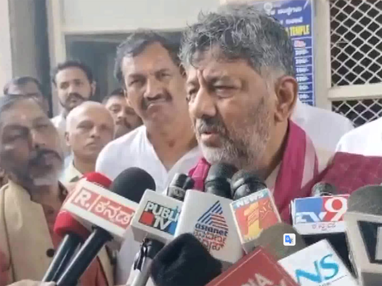 Karnataka CM Shivakumar offers prayers at Bhagandeshwara Temple (Photo/ANI) Karnataka CM Shivakumar offers prayers at Bhagandeshwara Temple (Photo/ANI)