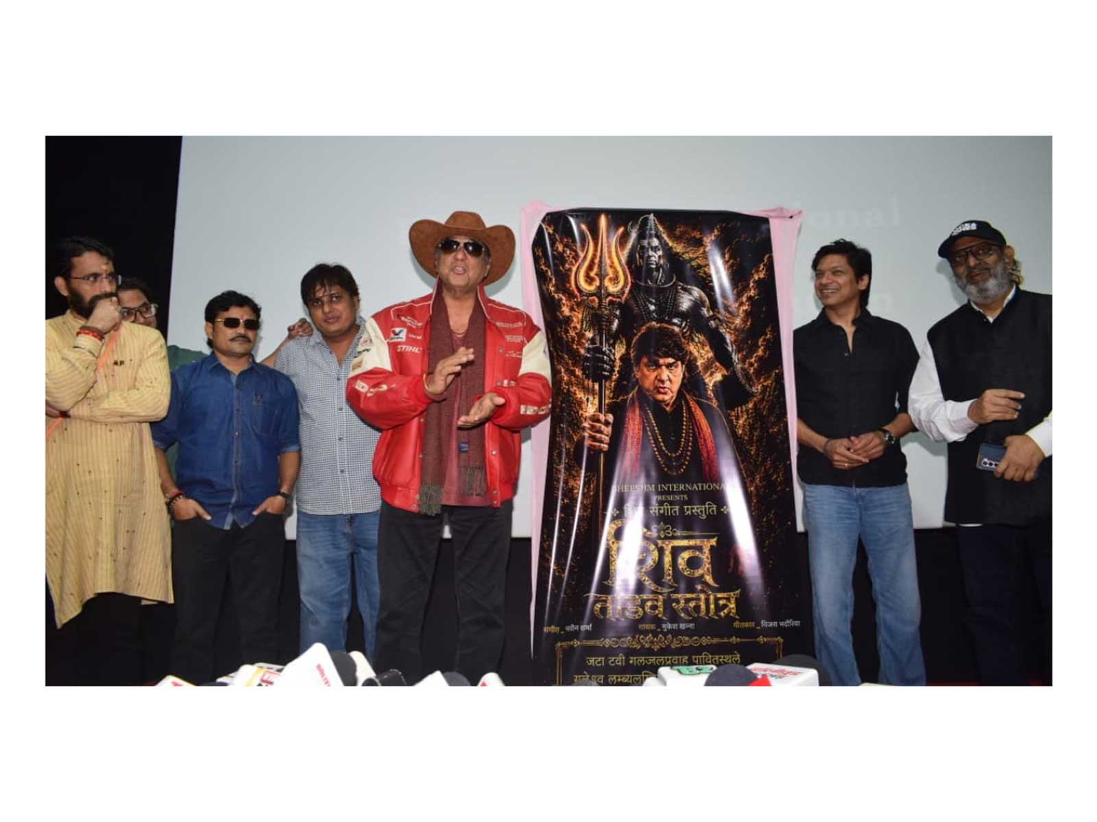 Mukesh Khanna's Hindi Rendition of Shiv Tandav Stotram Wins Hearts Across India Mukesh Khanna's Hindi Rendition of Shiv Tandav Stotram Wins Hearts Across India
