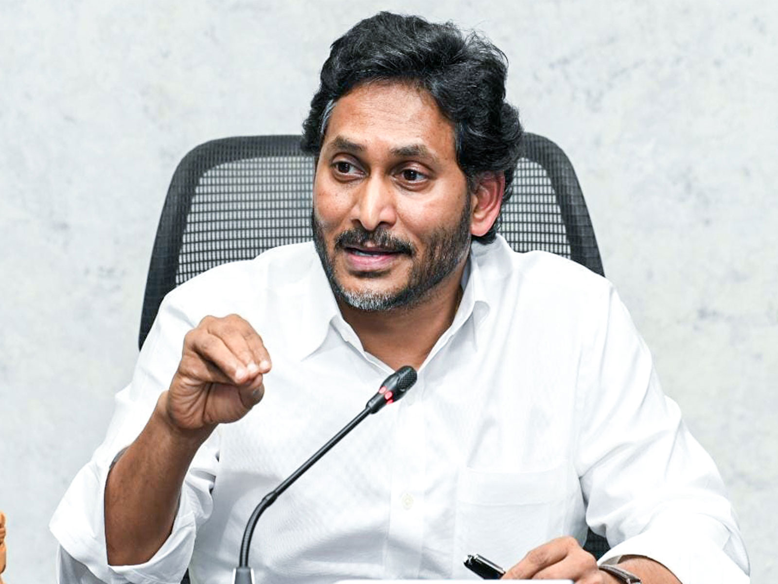 YSR Congress Party President YS Jagan Mohan Reddy (File Photo/ ANI) YSR Congress Party President YS Jagan Mohan Reddy (File Photo/ ANI)
