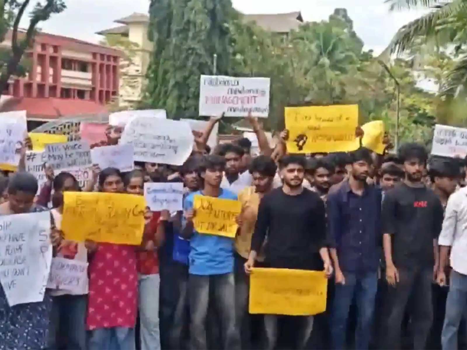 Keralam students protest after Arunachal student dies by suicide (Photo/ANI)