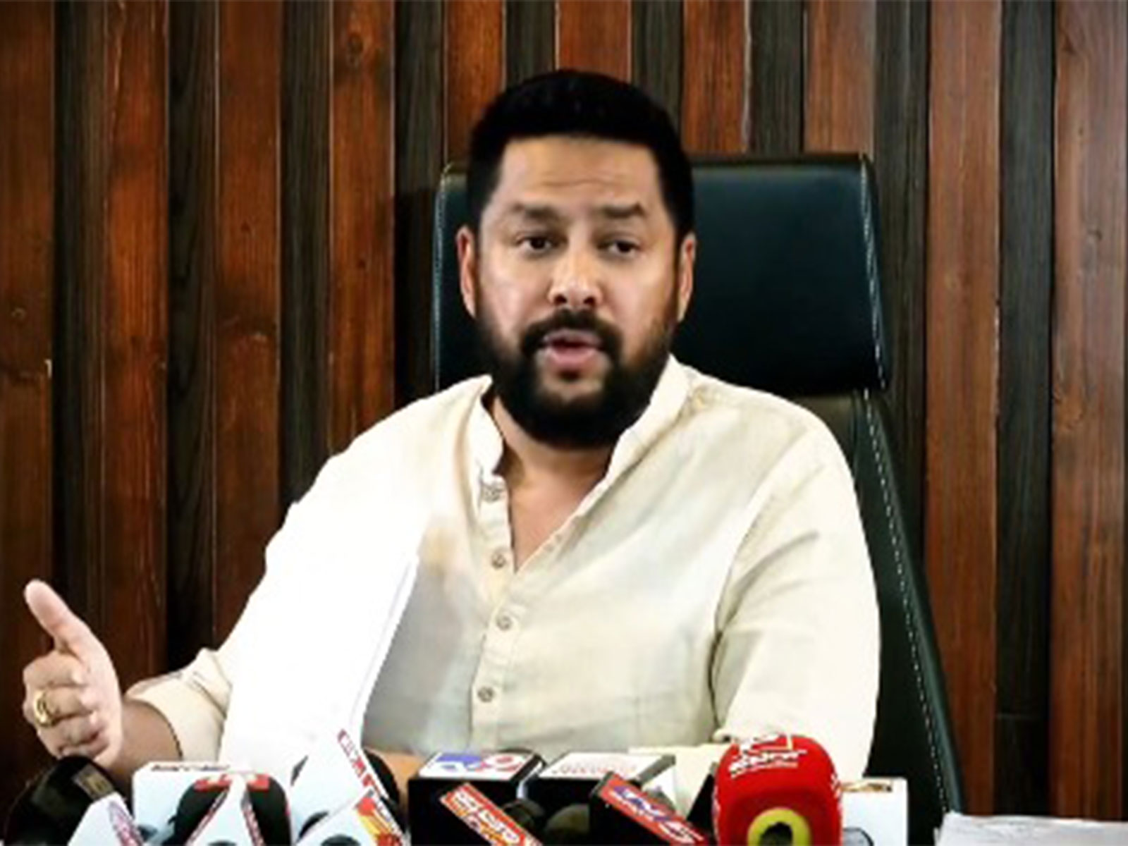 Karnataka Minister B Nagendra (Photo/X @BNagendraINC) Karnataka Minister B Nagendra (Photo/X @BNagendraINC)