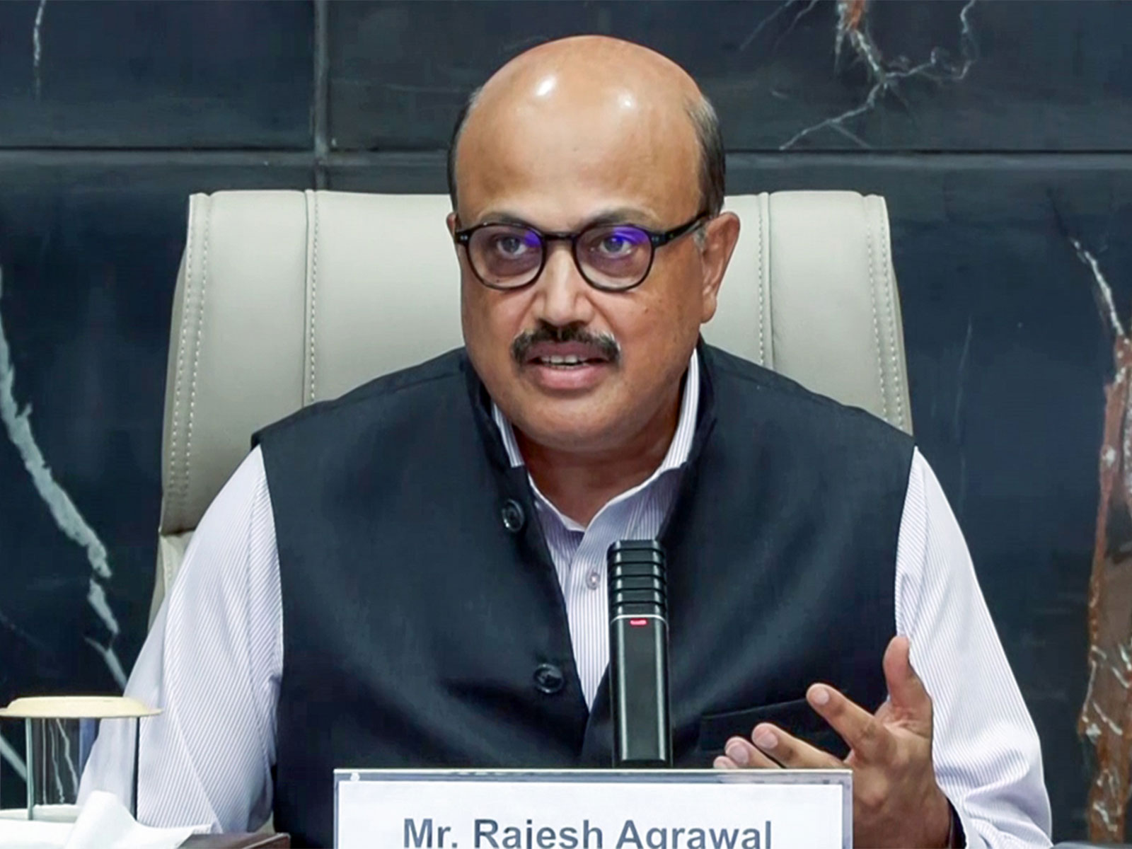 Union Commerce Secretary Rajesh Agrawal (File photo/ANI) Union Commerce Secretary Rajesh Agrawal (File photo/ANI)