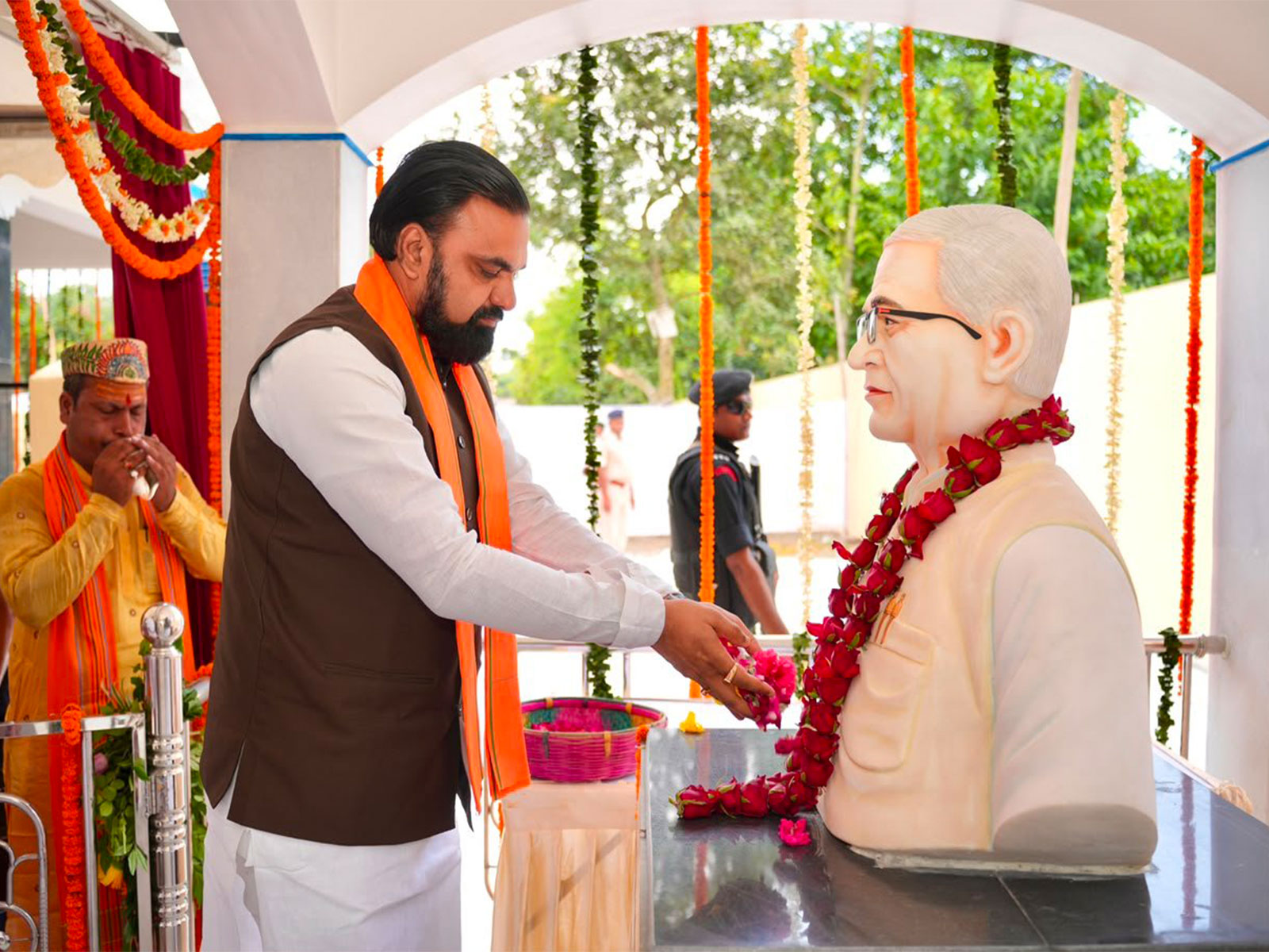 Bihar Chief Minister Samrat Choudhary on Wednesday unveiled the statue of former Bihar CM Dr Jagannath Mishra (Photo/@samrat4bjp)