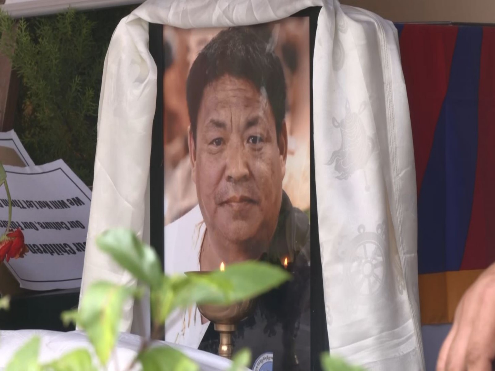 Kashag, Tibetan Parliament in Exile hold prayer service in Dharamshala to mark 49th day of Lobga Rangzen's sacrifice (Photo/ANI) Kashag, Tibetan Parliament in Exile hold prayer service in Dharamshala to mark 49th day of Lobga Rangzen's sacrifice (Photo/ANI)