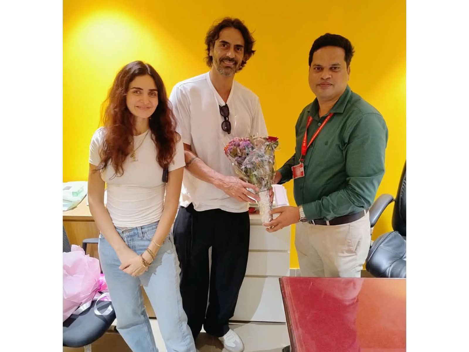 Arjun Rampal and Gabriella Demetriades (Image source:  Sub-Registrar)