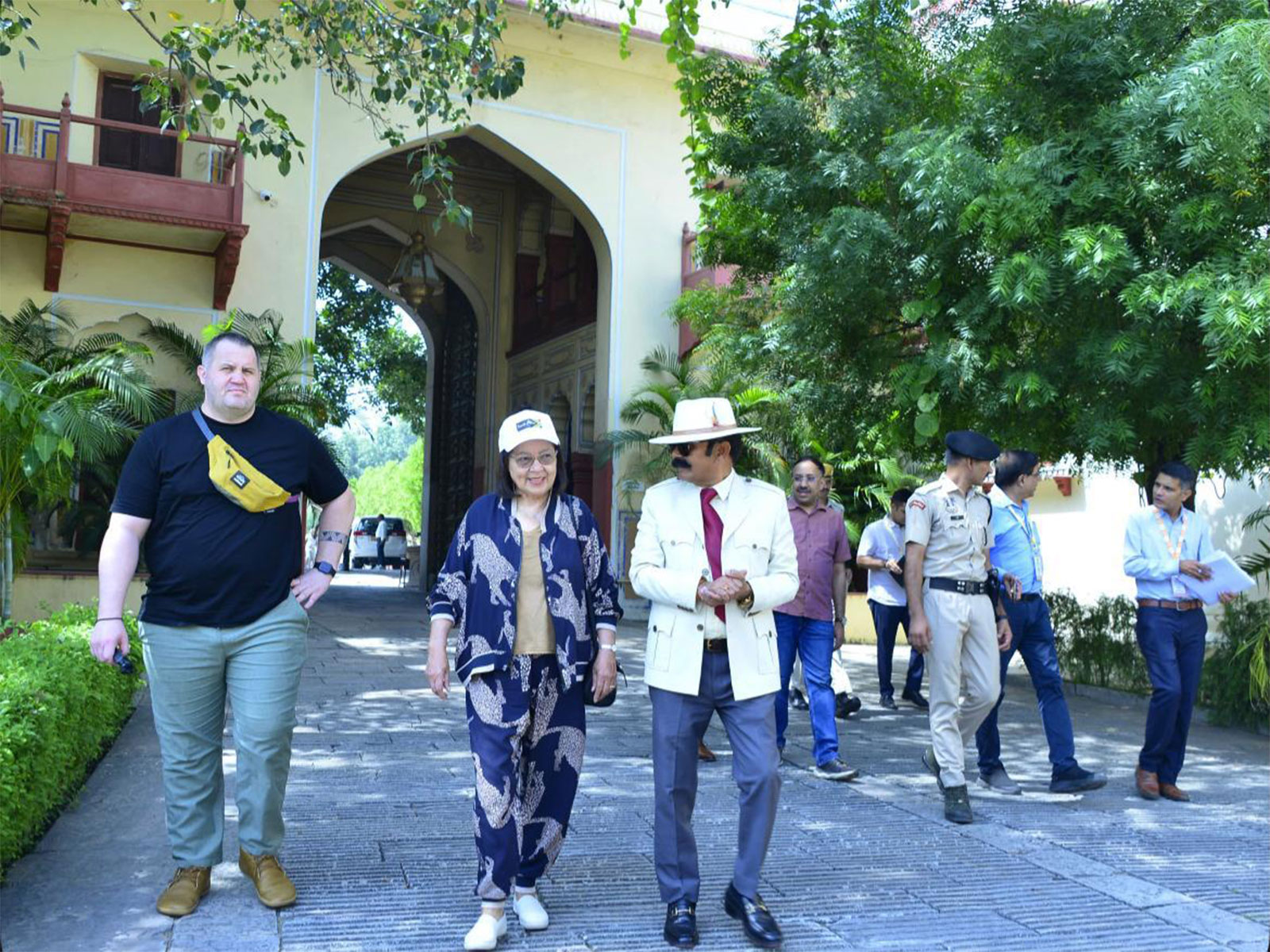 BRICS delegates explore Jaipur's City Palace on Day 2 of the Tourism Ministers’ Meeting (Photo/X/@tourismgoi)