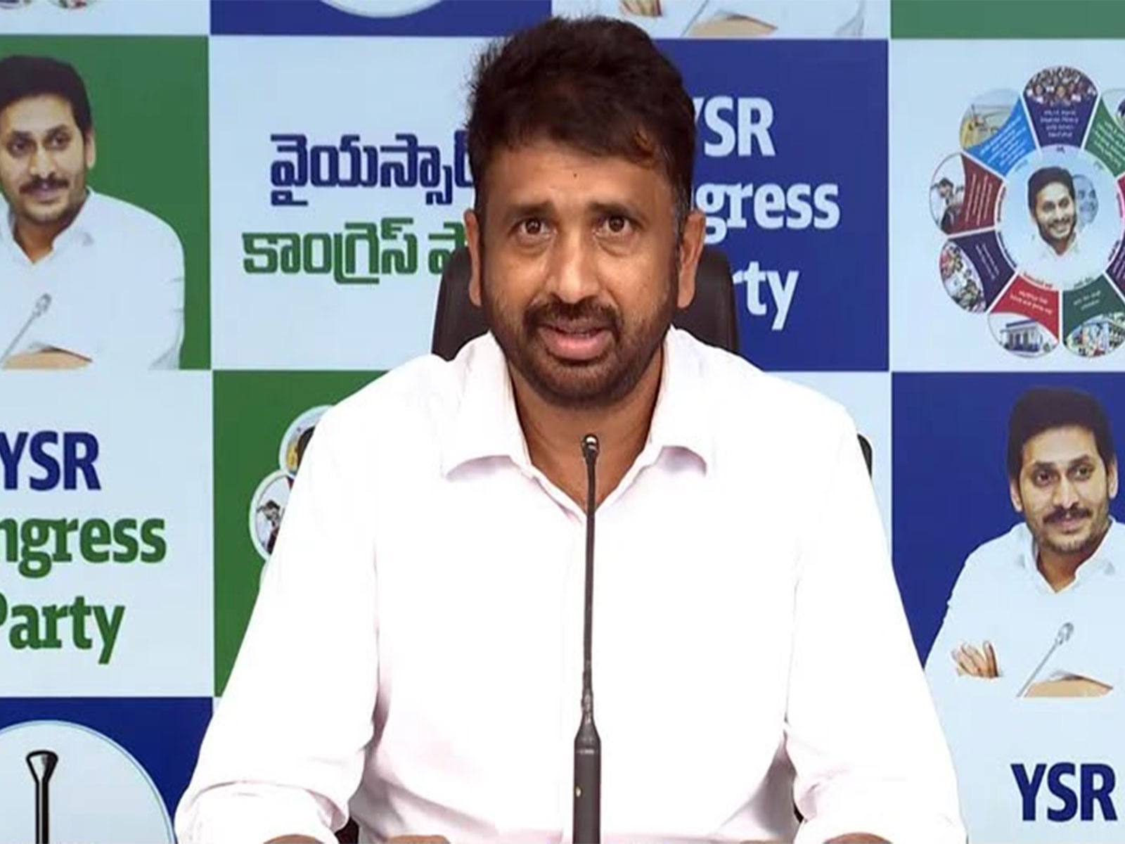 YSRCP spokesperson Putta Sivashankar (Photo/ANI)