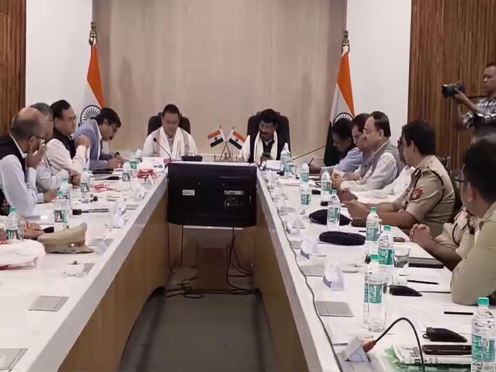 The Assam and Meghalaya governments' officials in the meeting (Photo/ANI)