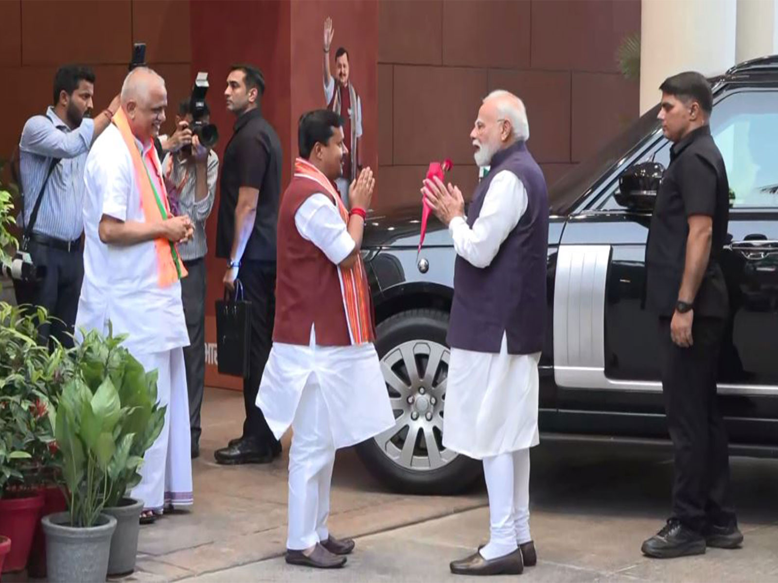 PM Modi at BJP HQ in New Delhi (Photo/ANI) PM Modi at BJP HQ in New Delhi (Photo/ANI)