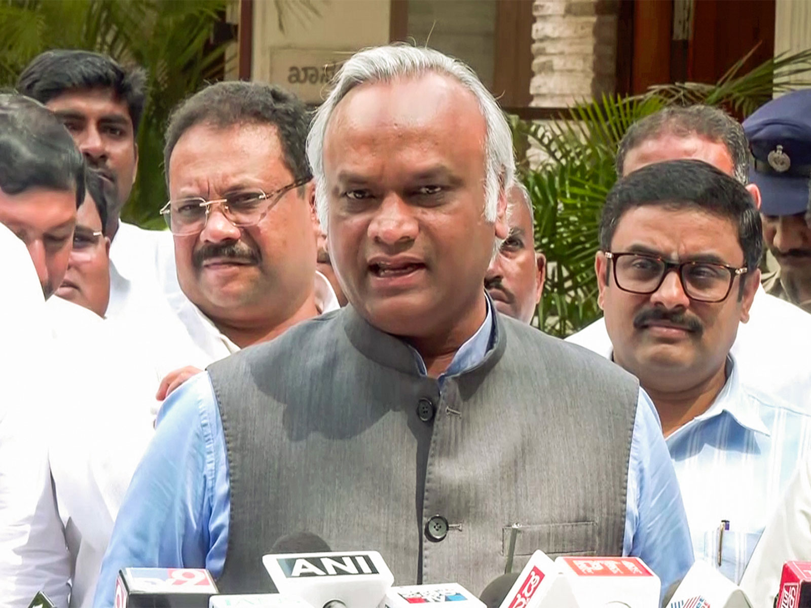 Karnataka Minister Priyank Kharge (FilePhoto/ANI) Karnataka Minister Priyank Kharge (FilePhoto/ANI)