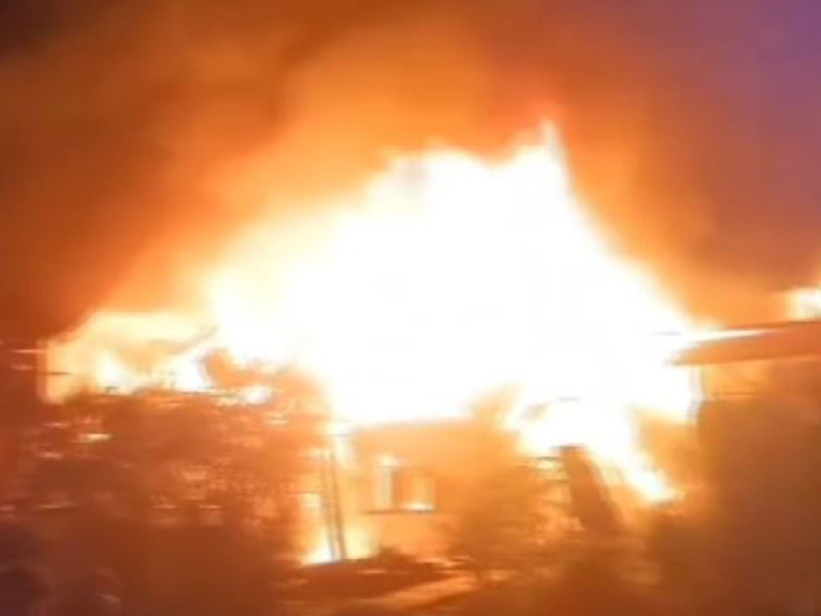 Visuals from the site of fire (Photo/ANI) Visuals from the site of fire (Photo/ANI)