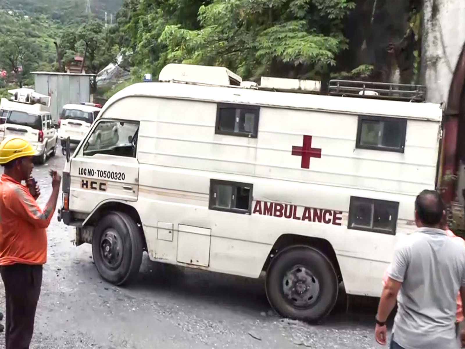 A pregnant woman in labour had to be carried for nearly seven kilometres on an ambulance stretcher (File photo/ANI) A pregnant woman in labour had to be carried for nearly seven kilometres on an ambulance stretcher (File photo/ANI)