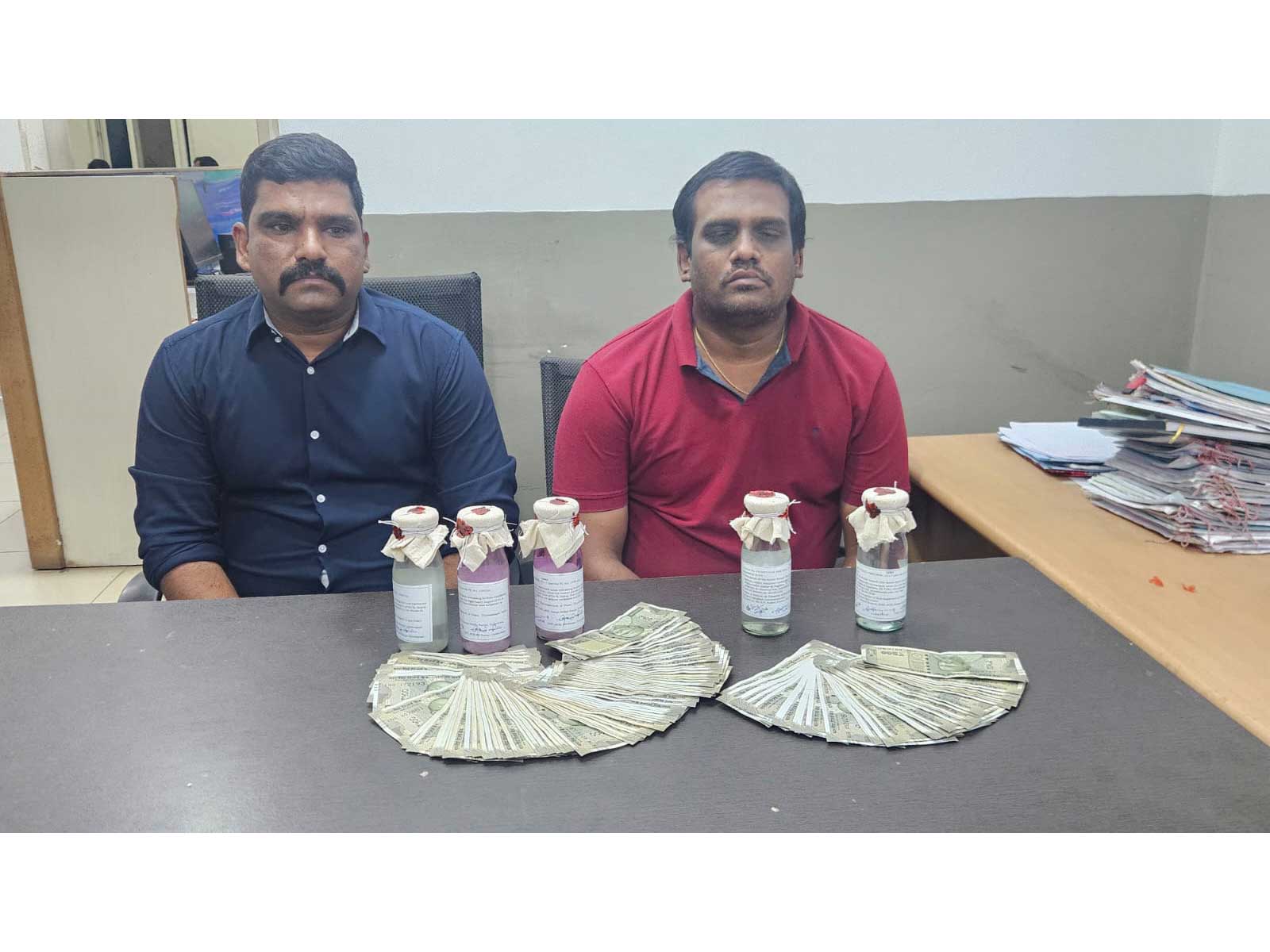 Telangana ACB arrests SI, constable (Photo/Telangana ACB) Telangana ACB arrests SI, constable (Photo/Telangana ACB)
