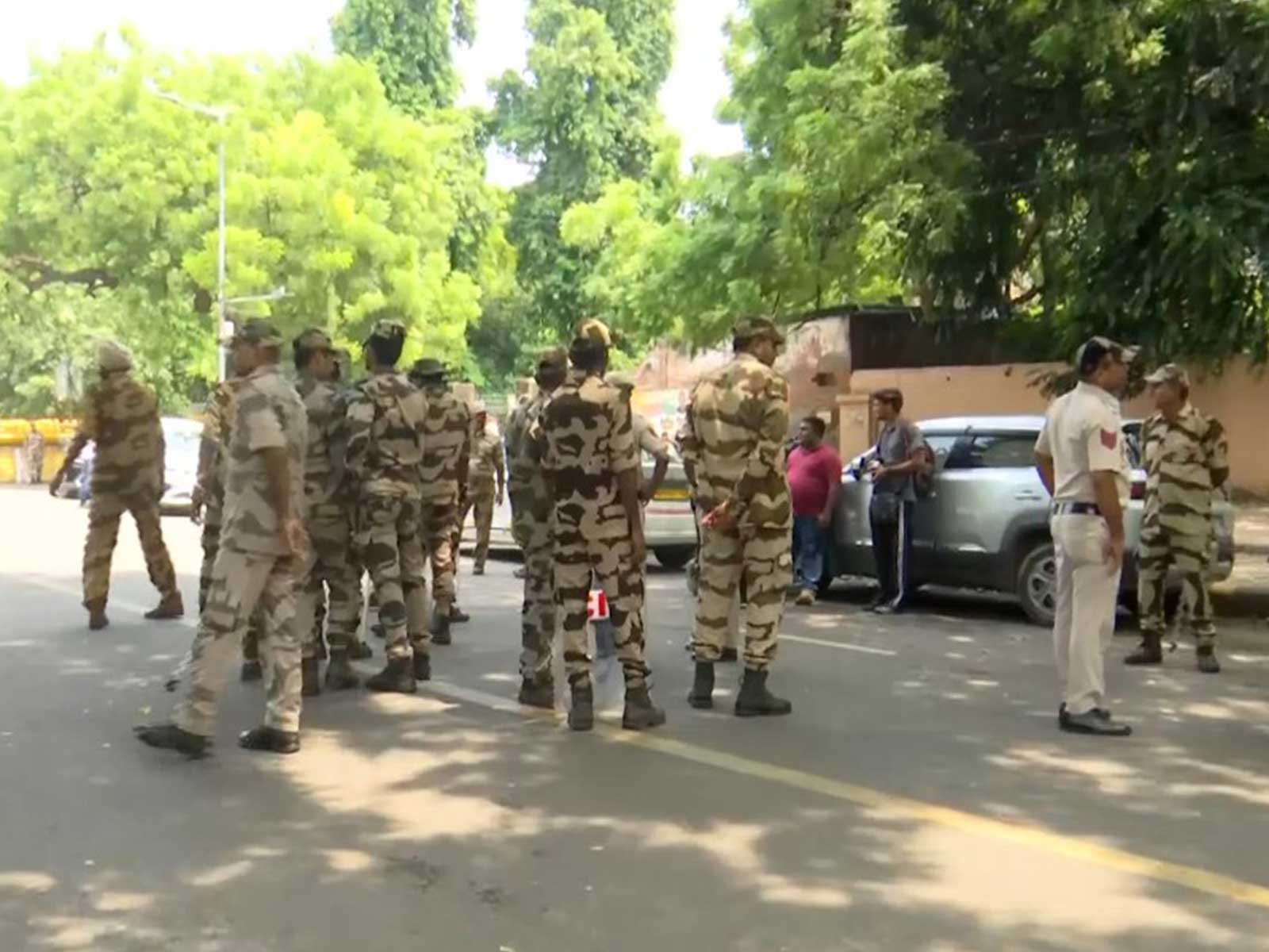 Security personnel at Jantar Mantar (Photo/ANI)