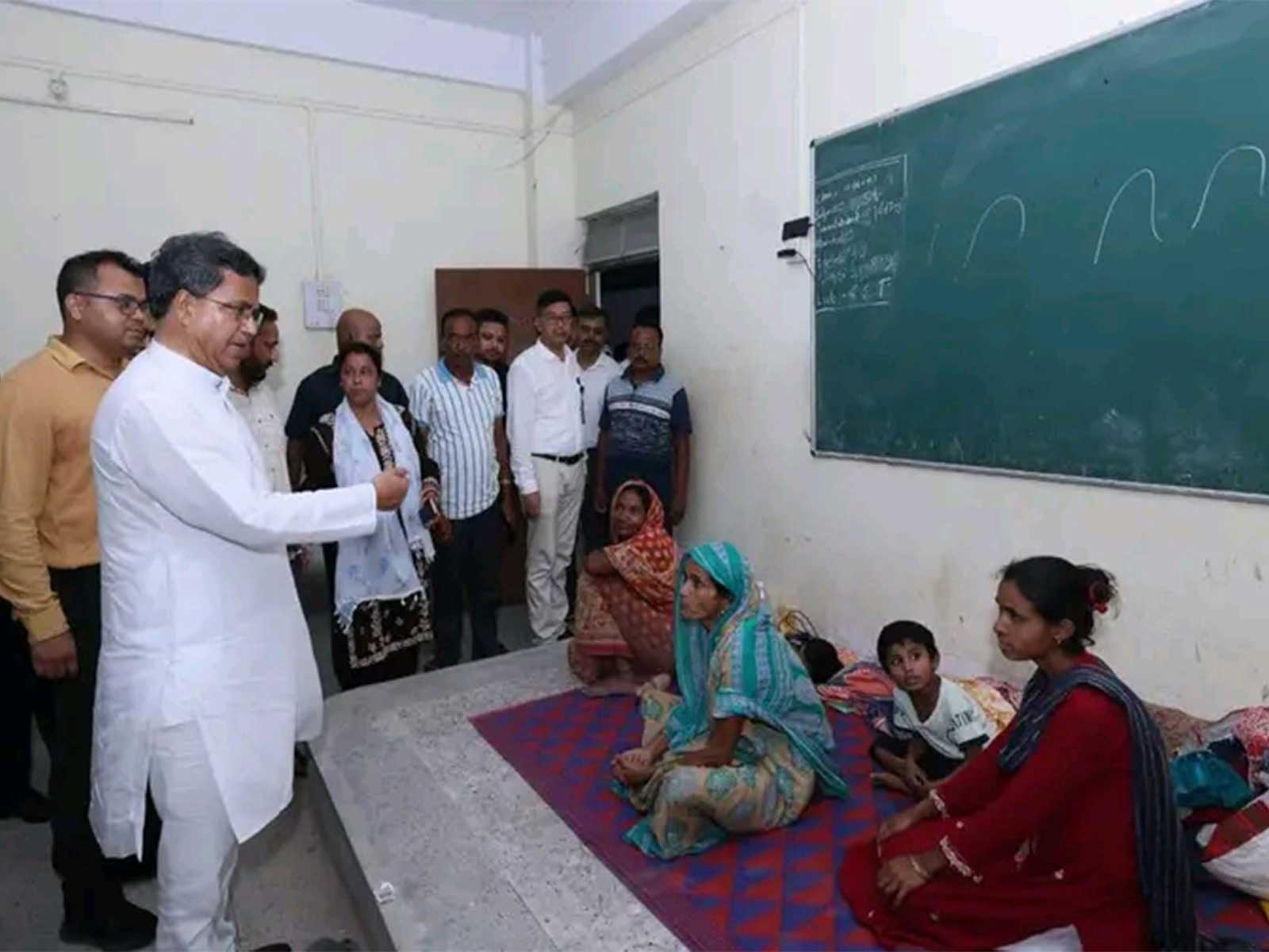Tripura Chief Minister Manik Saha met flood affected people (Photo/Tripura CMO) Tripura Chief Minister Manik Saha met flood affected people (Photo/Tripura CMO)