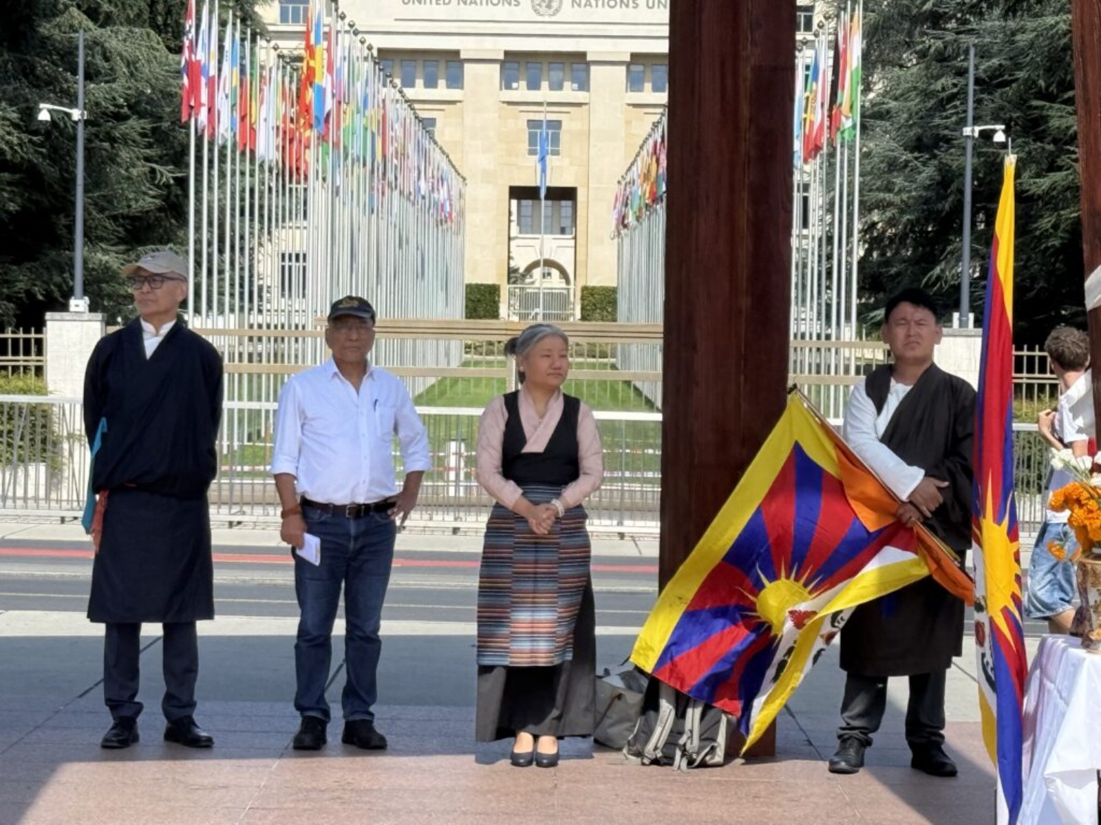 Tibetans in Switzerland hold peaceful protest (Photo/CTA)