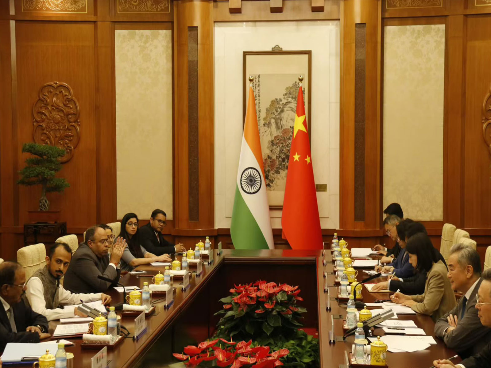 NSA Ajit Doval and Chinese Wang Yi hold 25th round of the Special Representatives’ Talks on the India-China Boundary Question (Photo/fmprc.gov)