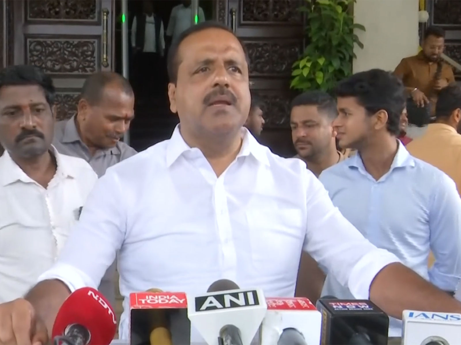 Karnataka Health Minister UT Khader (Photo/ANI) Karnataka Health Minister UT Khader (Photo/ANI)