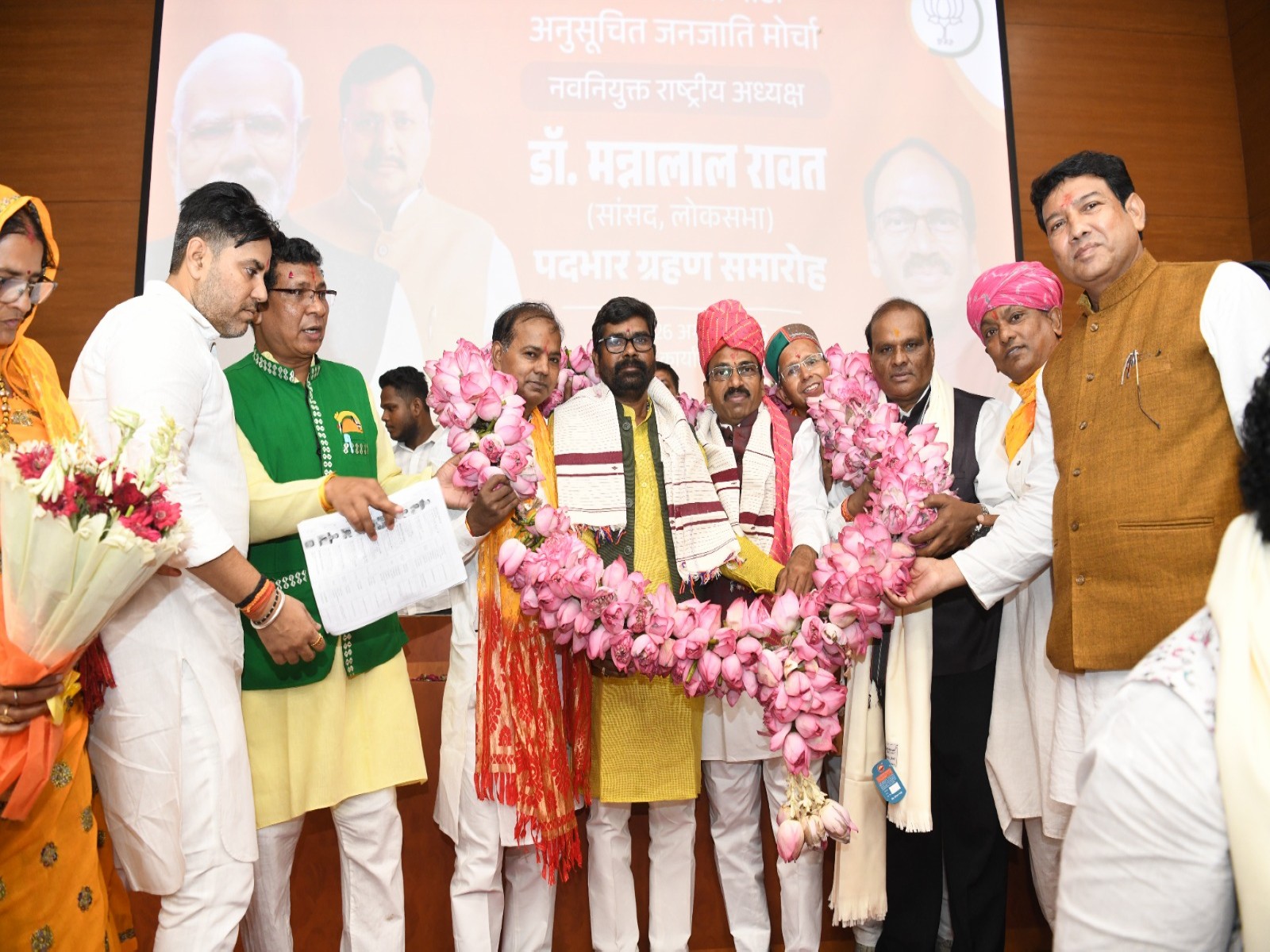 Mannalal Rawat takes charge as BJP Scheduled Tribe Morcha national president (Photo/ANI)
