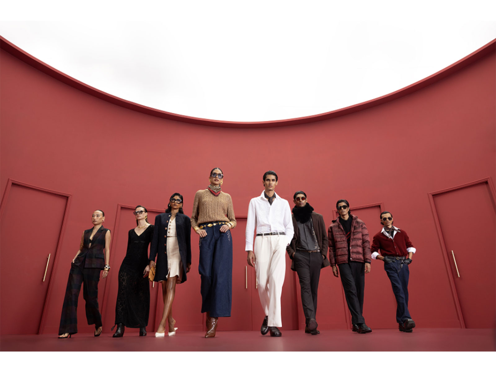 THE HOUSE OF RARE UNVEILS WALK 7.0: “NO ROOM IS BIG ENOUGH” Autumn/Winter 2026 Campaign THE HOUSE OF RARE UNVEILS WALK 7.0: “NO ROOM IS BIG ENOUGH” Autumn/Winter 2026 Campaign