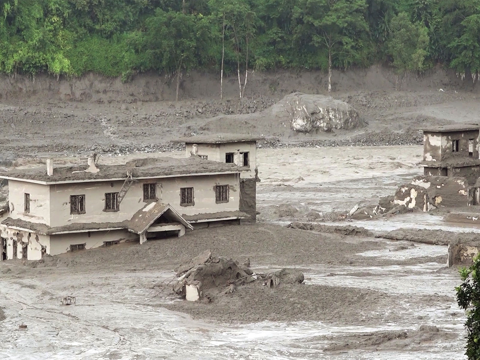 Flash flood ravages Nepal’s Nuwakot (Photo/ANI) Flash flood ravages Nepal’s Nuwakot (Photo/ANI)