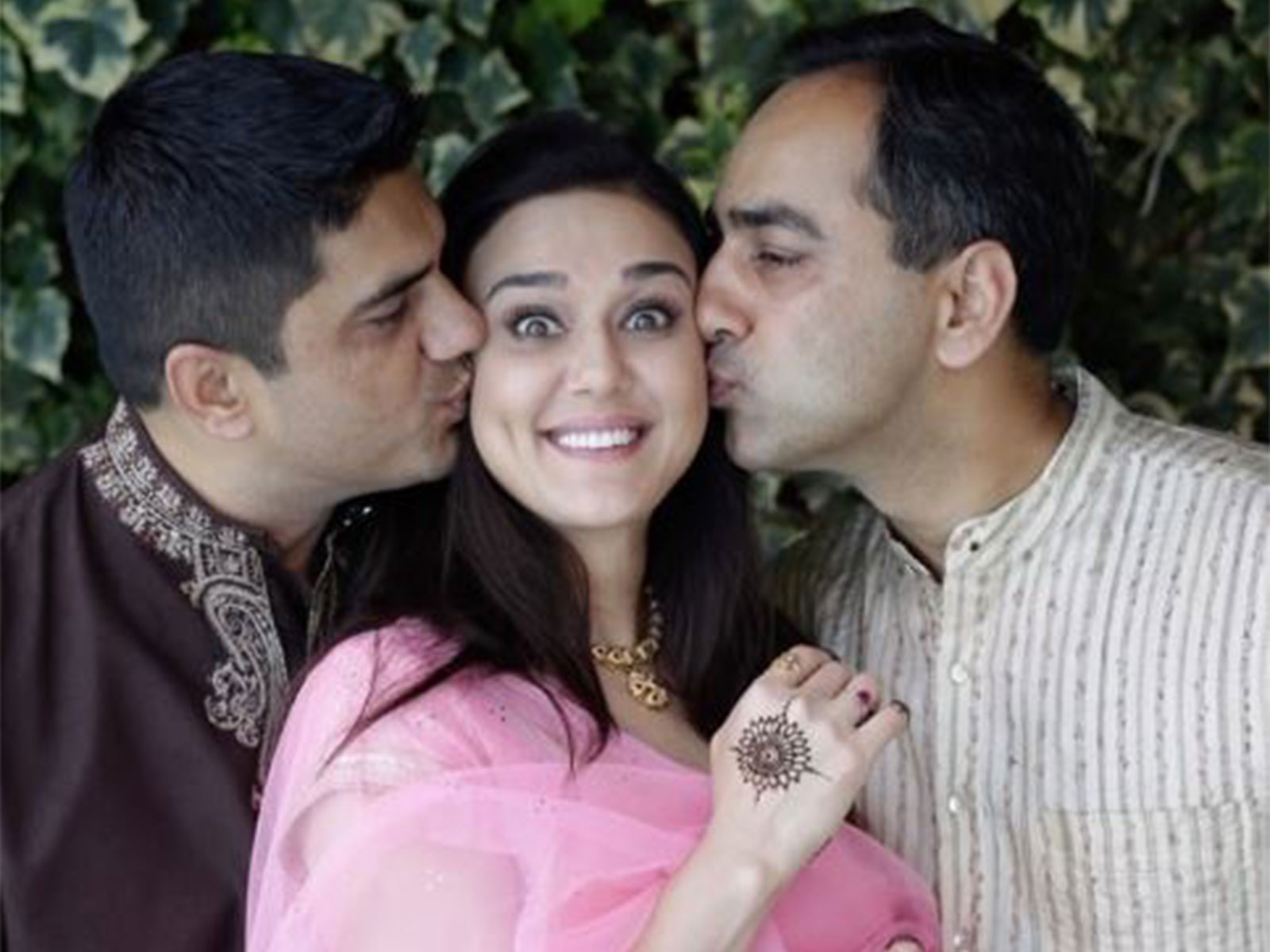 Preity Zinta with her brothers (Image source: Instagram@realpz) Preity Zinta with her brothers (Image source: Instagram@realpz)