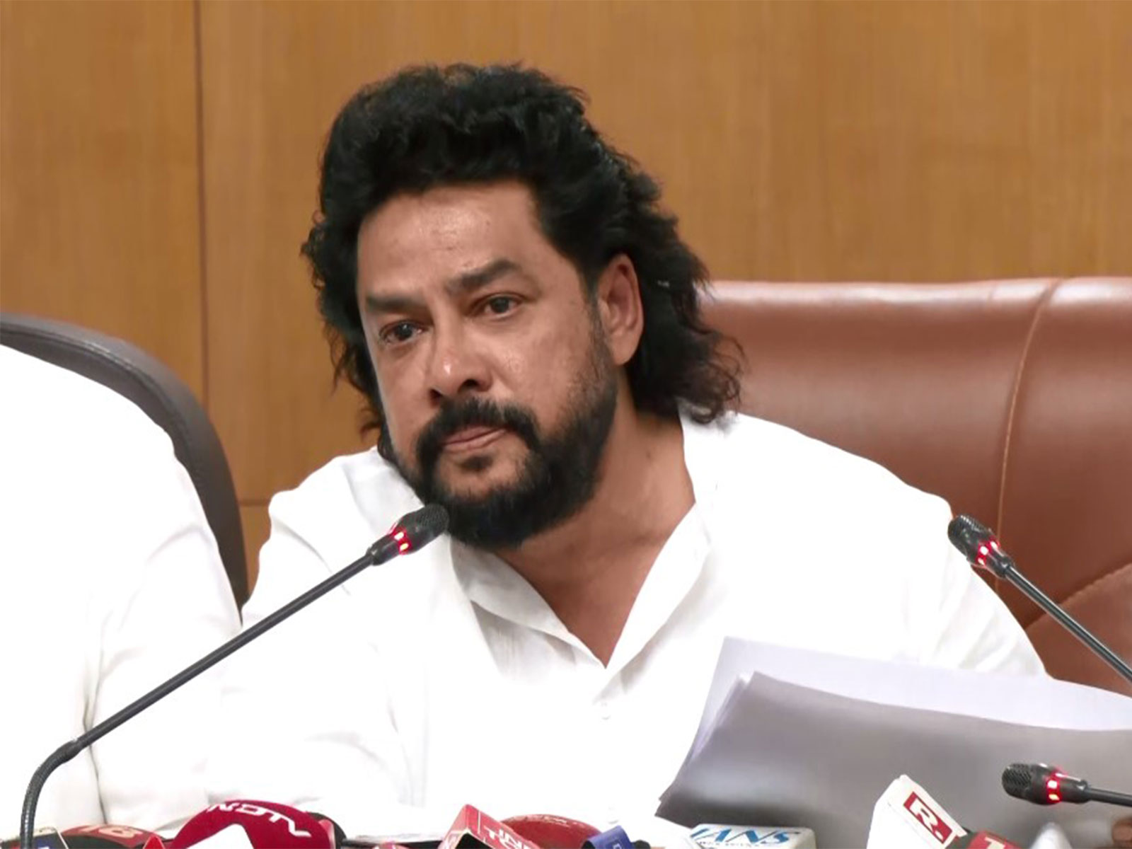 Congress leader B Nagendra (Photo/ANI)