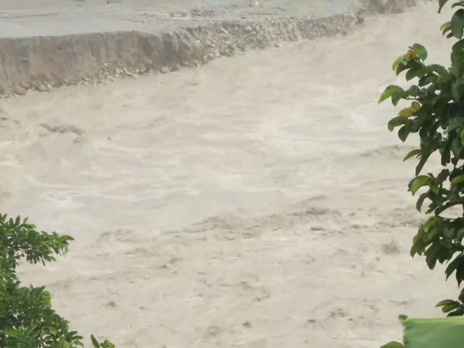Water level rises in the Trishuli River following heavy rainfall amid flood situation in Nepal (Photo/ANI) Water level rises in the Trishuli River following heavy rainfall amid flood situation in Nepal (Photo/ANI)
