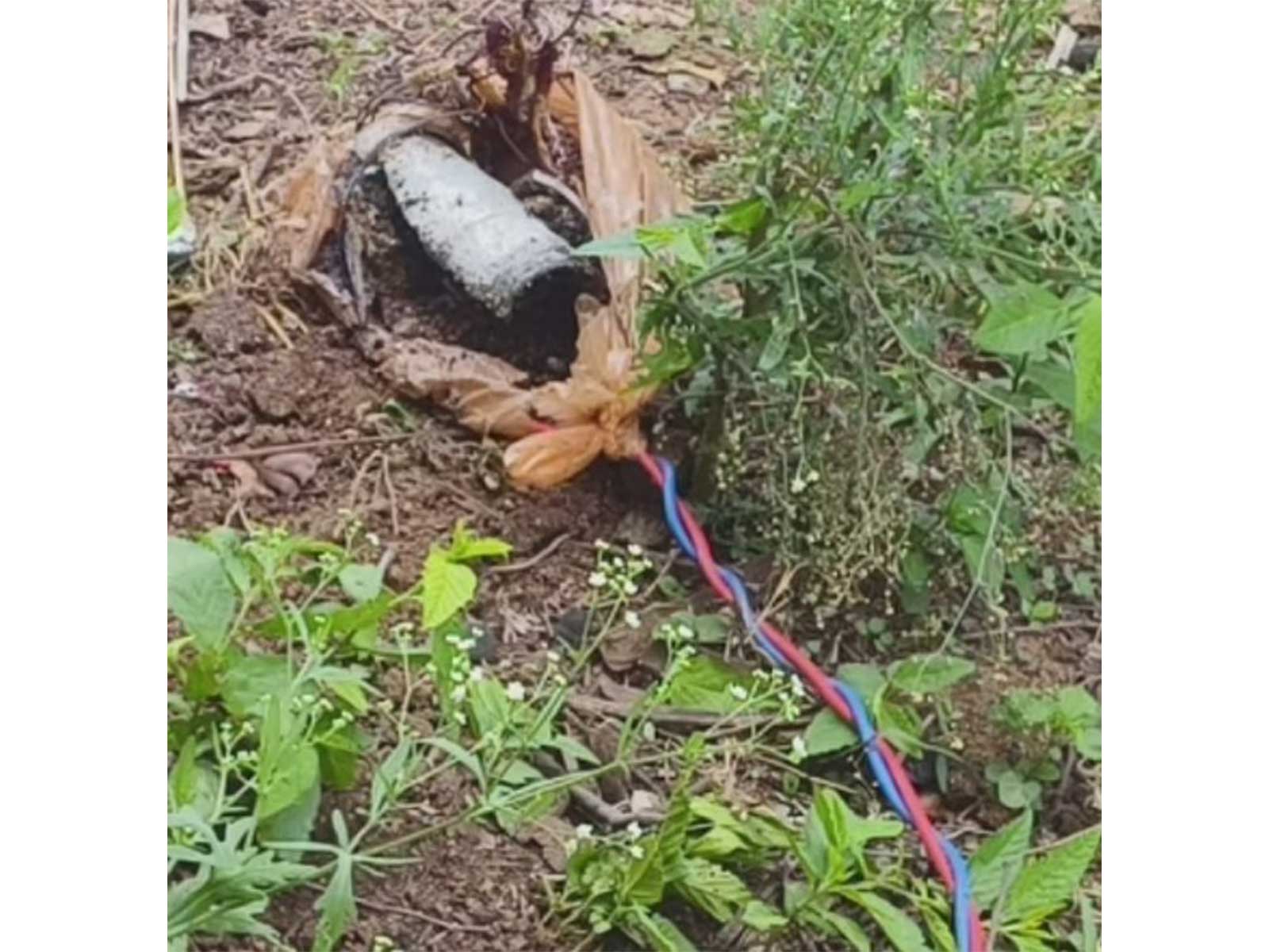 Karnataka: Land bomb explodes in farmer's borewell motor amid land dispute in Tumakuru (Photo/ANI) Karnataka: Land bomb explodes in farmer's borewell motor amid land dispute in Tumakuru (Photo/ANI)