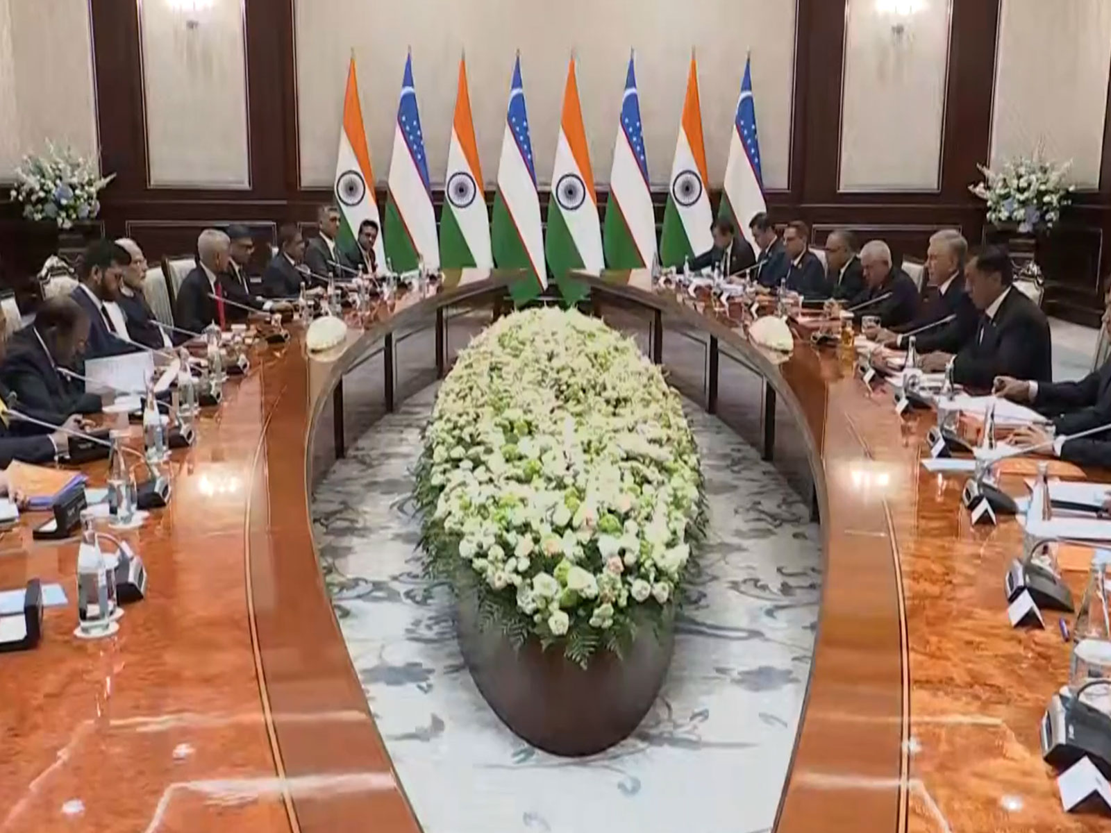 Prime Minister Narendra Modi holds delegation-level talks with Uzbekistan President Shavkat Mirziyoyev in Kuksaroy Presidential Palace in Tashkent (Photo/DD/ANI) Prime Minister Narendra Modi holds delegation-level talks with Uzbekistan President Shavkat Mirziyoyev in Kuksaroy Presidential Palace in Tashkent (Photo/DD/ANI)