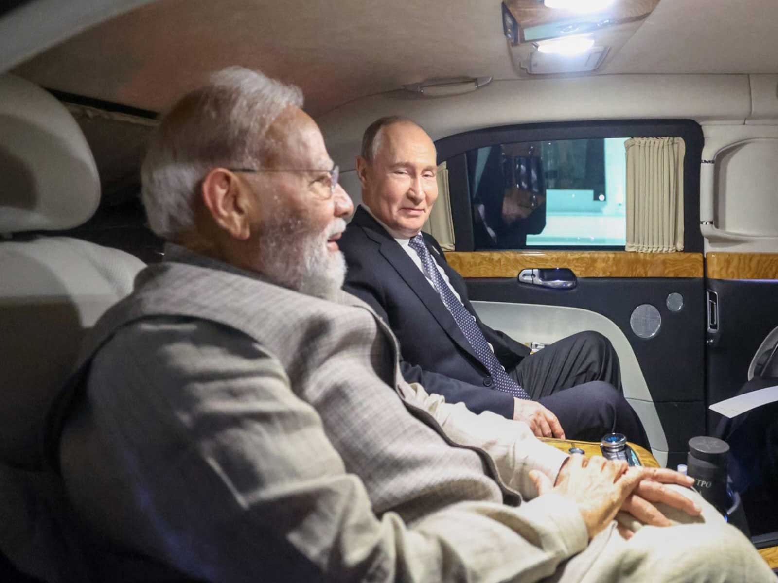 Prime Minister Narendra Modi and Russian President Vladimir Putin (Photo/ANI)