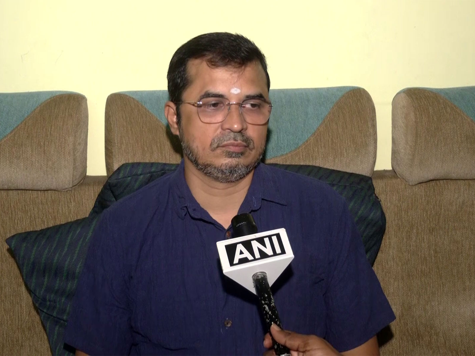 AIADMK National Spokesperson Kovai Sathyan (Photo/ANI)