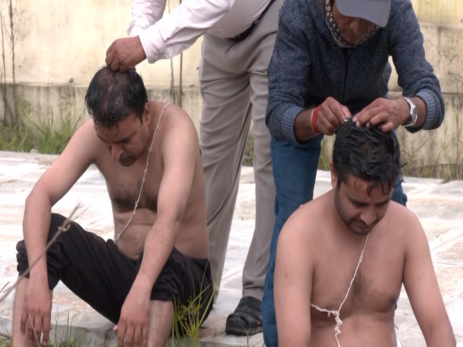 Last rites of floods victims being performed in Nepal (Photo/ANI)