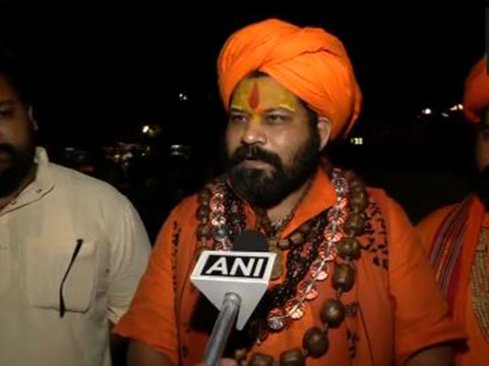 Hanuman Garhi temple priest Mahant Raju Das (Photo/ANI) Hanuman Garhi temple priest Mahant Raju Das (Photo/ANI)