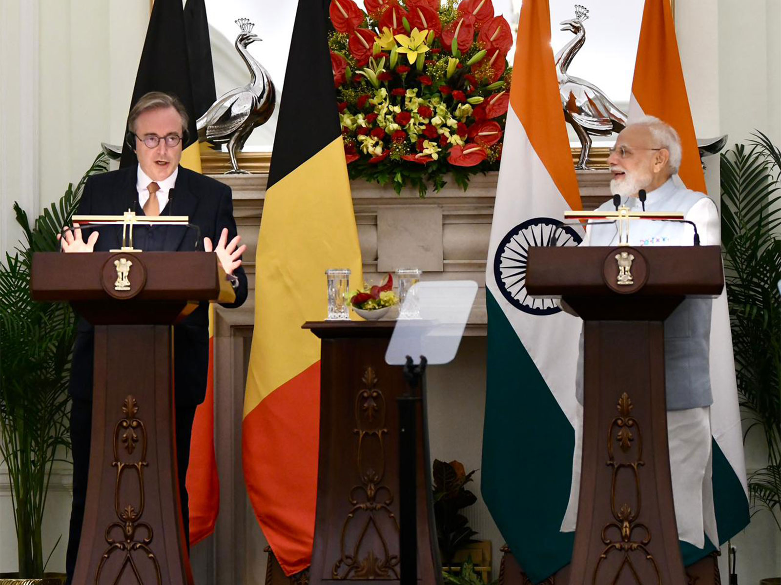 Prime Minister Narendra Modi and Belgian Prime Minister Bart De Wever address the media after their bilateral meeting in New Delhi (Photo/ANI)