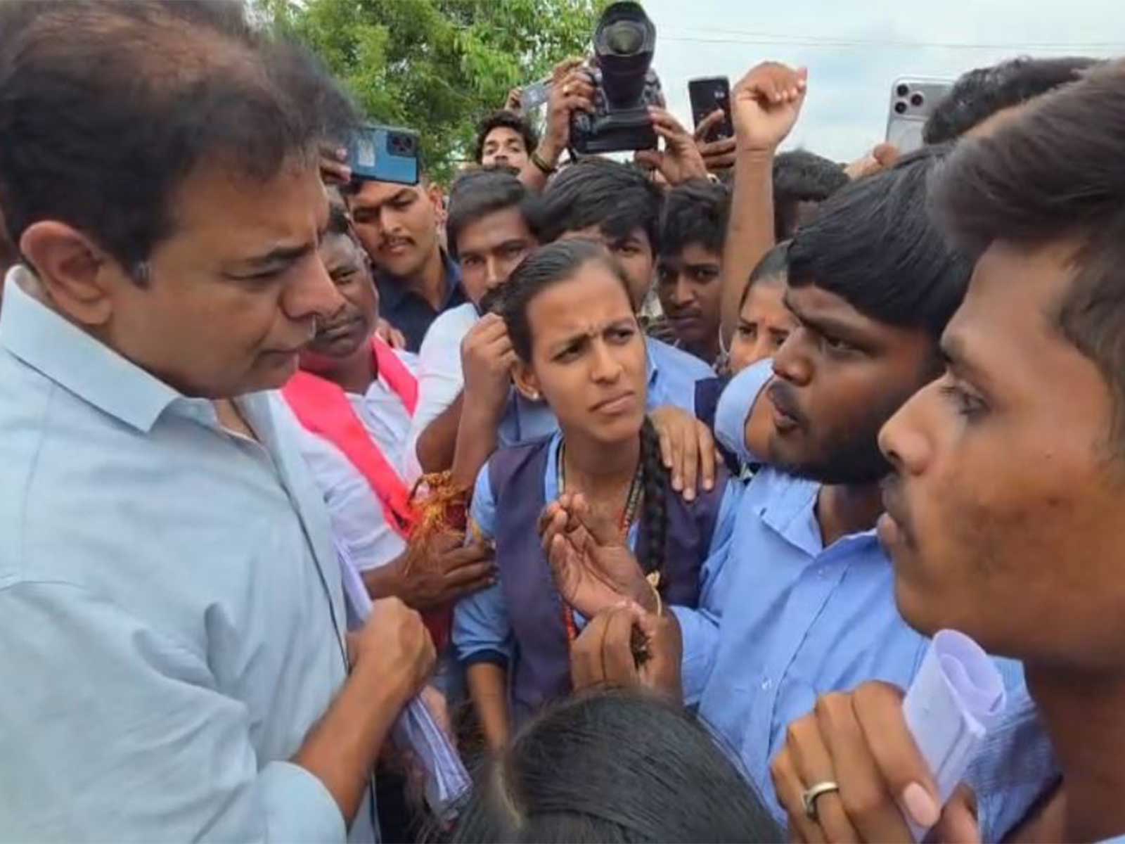 KT Rama Rao interacts with polytechnic students near Mahatma Gandhi University (Source: KTR team/BRS)