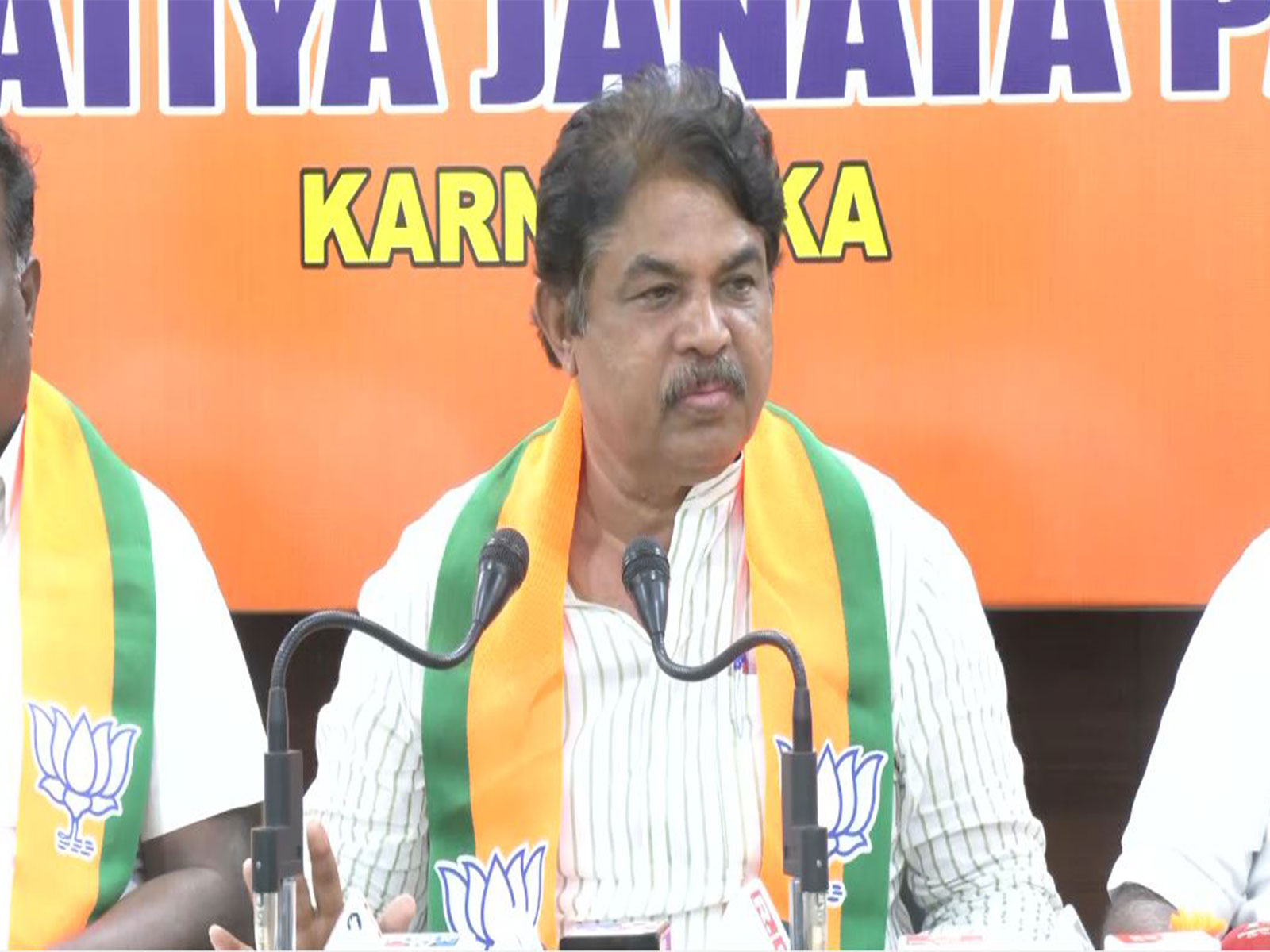 Karnataka LoP R Ashoka (Photo/ANI) Karnataka LoP R Ashoka (Photo/ANI)