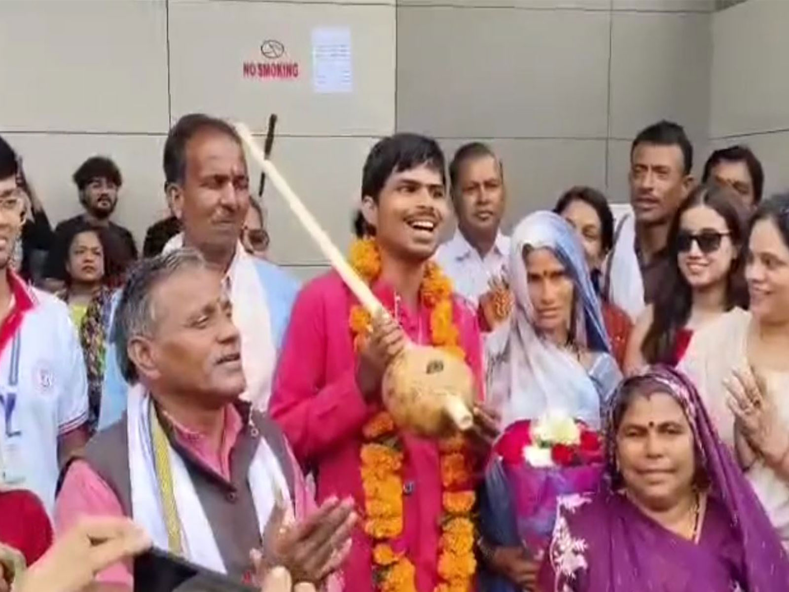 Visually impaired singer Sunil Lodhi (Image source: ANI)